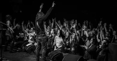 The Last Internationale, Edgey Pires, Live in Paris