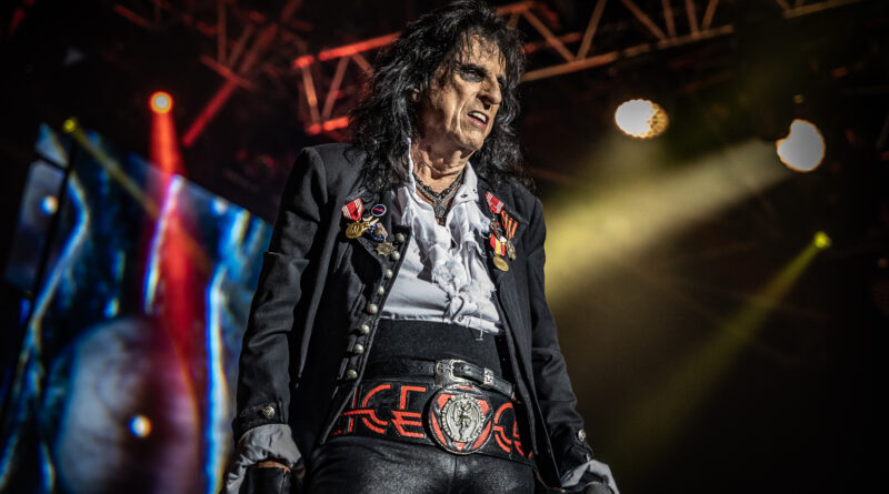 Alice Cooper The Hollywood Vampires